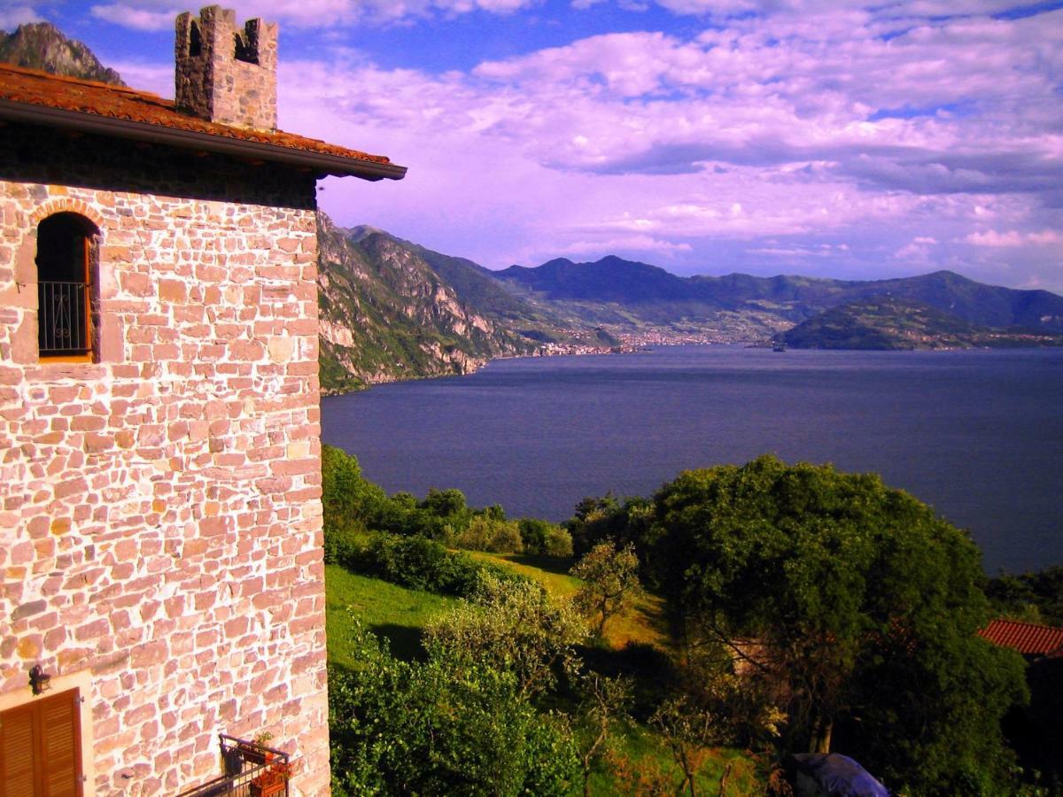Castello Di Zorzino Iseo Lake Riva di Solto Kültér fotó