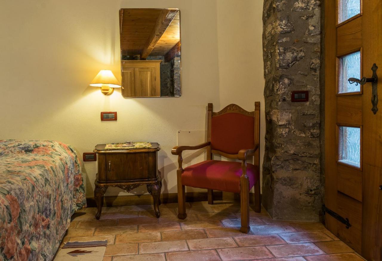 Castello Di Zorzino Iseo Lake Riva di Solto Kültér fotó